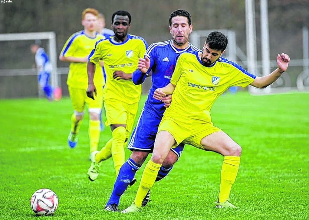 Fu Ball Bezirksliga Mit Einem Deutlichen Erfolg Bei Fortuna