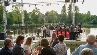 Auch in diesem Jahr wird die MVS Bigband bei der Wassermusik am Klostersee auftreten.