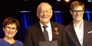 Staatssekretärin Sabine Kurtz, Walter Arnold und OB Markus Kleemann (von links).