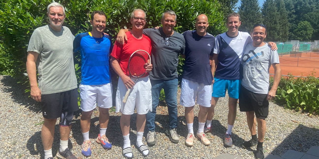 Die erfolgreichen Herren 50 des TC Maichingen: Heiko Kuhn, Carsten Vögele, Peter Horn, Roman Tvrdon, Klaus-Peter Böttcher, Jochen Raithel und Joachim Bauer (von links). Bild: z