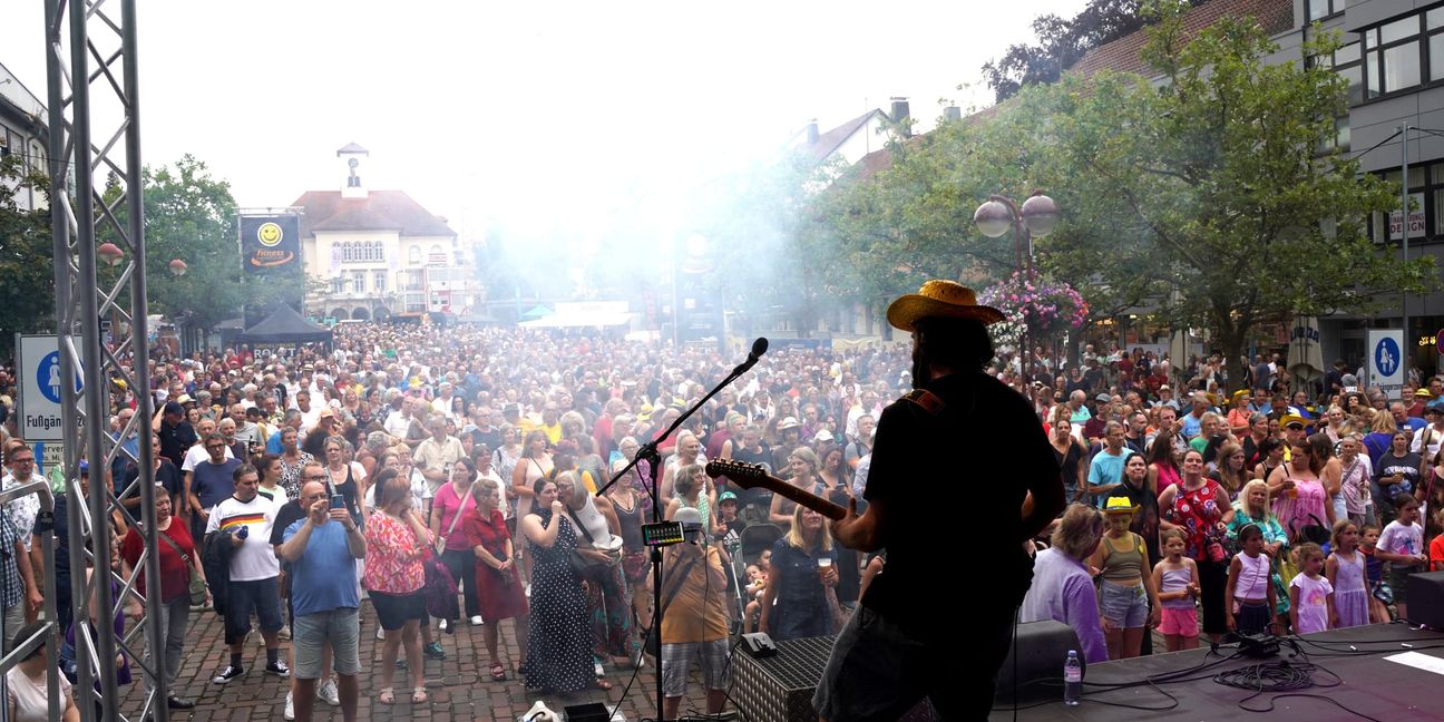 Proppenvoller Marktplatz.