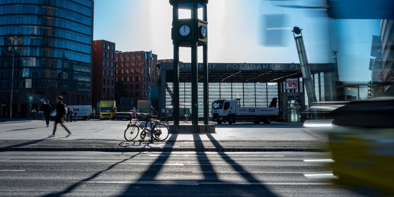 Heute steht am Potsdamer Platz eine Nachbildung des Ampelturms. (Archivbild)