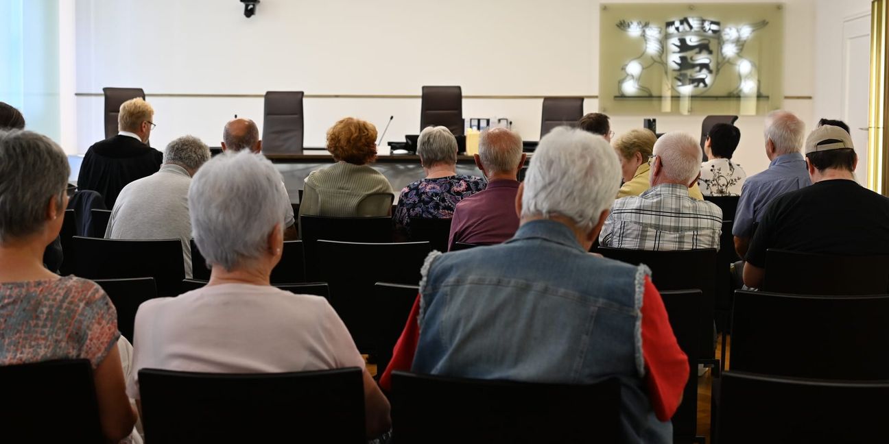 Gut 30 Magstadter kamen als Zuhörer zur Gerichtsverhandlung nach Mannheim, vor allem Mitglieder der Vereine Lebenswertes Magstadt und IGN Hölzertal.