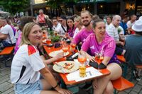 Tolle Stimmung beim Public Viewing auf dem Sindelfinger Wettbachplatz