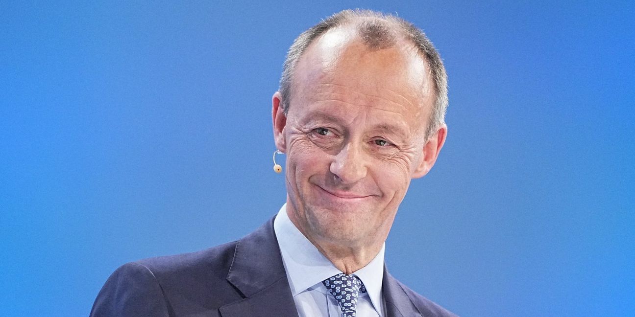 Hat gut Lachen: Die CDU-Mitglieder bestimmten Friedrich Merz zum neuen Parteivorsitzenden.
 Foto: dpa/Michael Kappeler