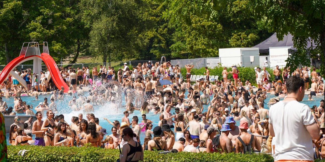 Im vergangenen Jahr feierten knapp 15000 Menschen beim Wet Open Air Festival im Sindelfinger Freibad.