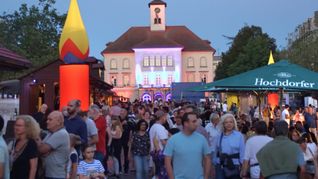 Mit dem Feuerabend am Freitag startet das Sindelfinger Wochenende, zu dem auch der Mittelaltermarkt bis Sonntag dazugehört.  Bild: Archiv