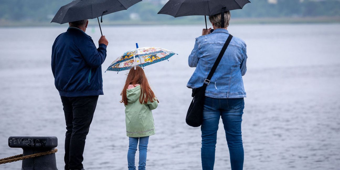 Hierzulande war  es im Mai vielerorts besser, wenn man einen Regenschirm dabei hatte.