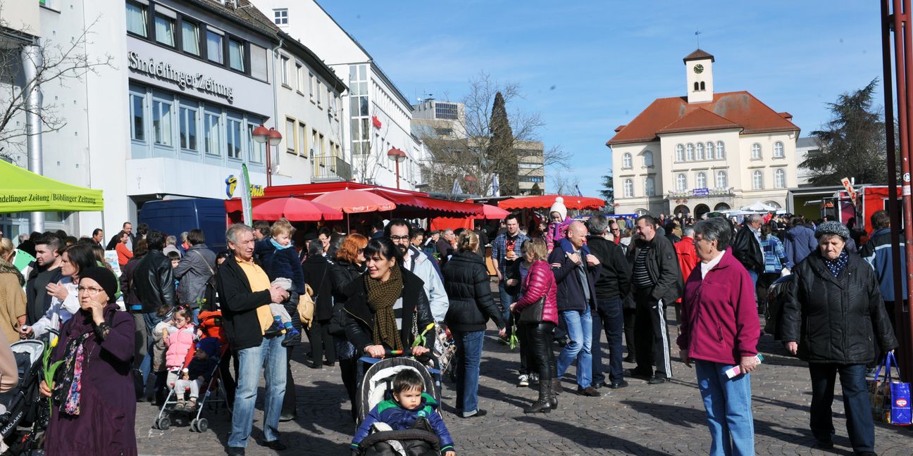 So wie auf unserem Archivbild wünscht sich das Stadtmarketing Sindelfingen auch den kommenden Verkaufsoffenen Sonntag in Sindelfingen. Und die Einzelhändler auch.   Bild: Stampe/A