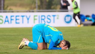 Der Ehninger Angelo Di Stefano bei der 0:5-Schlappe am vergangenen Wochenende beim SV Waldhausen. Bild: Eibner