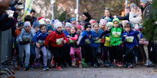 Um 16.30 Uhr startet der Glühwürmschen-Lauf mit Kindern des Jahrgangs 2019 und jünger.
