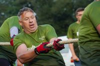 Tauziehen im Sommerhofenpark bei der Stadtwerke Teamchallenge