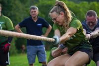 Tauziehen im Sommerhofenpark bei der Stadtwerke Teamchallenge