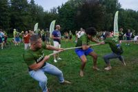 Tauziehen im Sommerhofenpark bei der Stadtwerke Teamchallenge