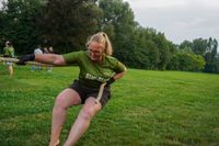 Tauziehen im Sommerhofenpark bei der Stadtwerke Teamchallenge