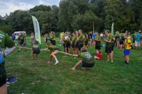 Tauziehen im Sommerhofenpark bei der Stadtwerke Teamchallenge