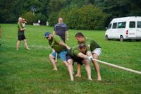 Tauziehen im Sommerhofenpark bei der Stadtwerke Teamchallenge