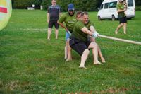 Tauziehen im Sommerhofenpark bei der Stadtwerke Teamchallenge