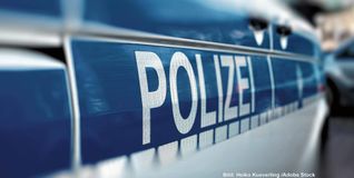 Nach einer Kollision in der Böblinger Zeppelinstraße bittet die Polizei um Hinweise auf ein beschädigtes Fahrzeug.