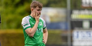 Nachdenklich und bedient auf dem Geislinger Sportplatz: Kevin Flaig und der GSV Maichingen.