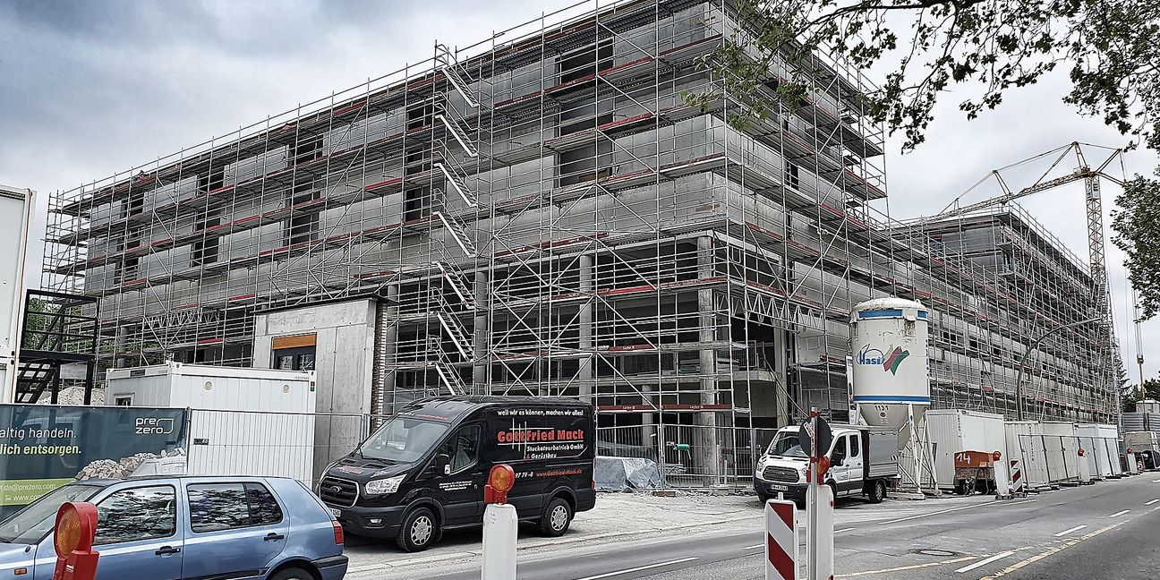 Verdichtung in der Stadt: An der Mahdentalstraße entsteht nicht nur der Lidl, hier gibt es auch neue Wohnungen.                 Bild: Wegner