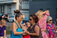 Sindelfingen tanzt beim Salsa-Abend in der Kleinen Mercedesstaße.