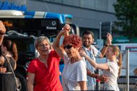 Sindelfingen tanzt beim Salsa-Abend in der Kleinen Mercedesstaße.