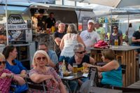 Sindelfingen tanzt beim Salsa-Abend in der Kleinen Mercedesstaße.