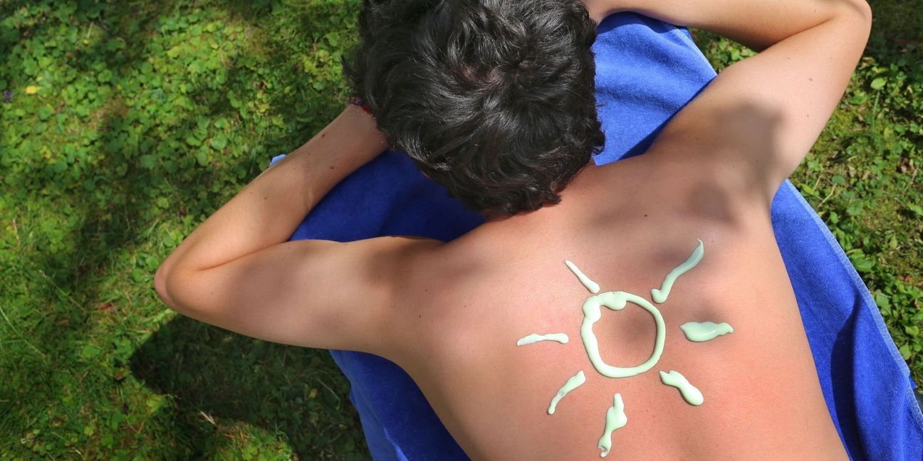 Gut gecremt heißt gut geschützt - nicht nur vor Sonnenbrand, sondern langfristig auch vor Hautkrebs.
