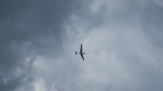 Das Flugzeug sackte in etwa 25 Metern Höhe ab (Symbolfoto).