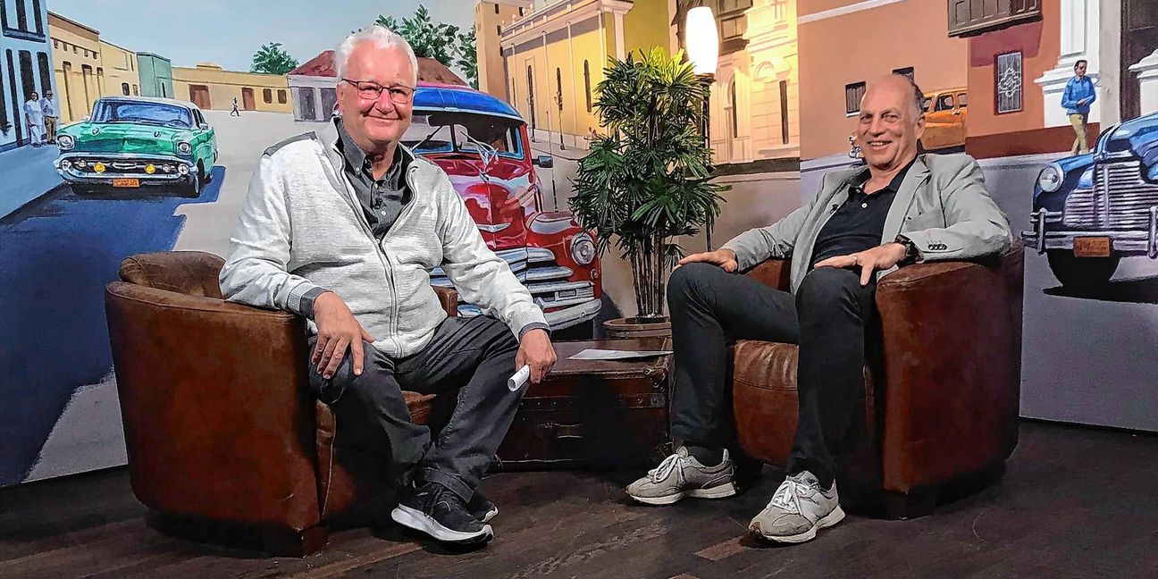 Wolfgang Hermle (rechts), neuer Geschäftsführer der Mineraltherme Böblingen, im Stadtgespräch Böblingen mit Hans-Jörg Zürn (Sindelfinger Zeitung/Böblinger Zeitung).