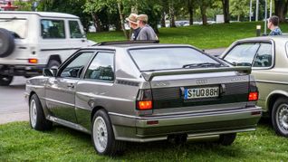 Classic & Coffee im Mecedes-Benz-Kundencenter in Sindelfingen.