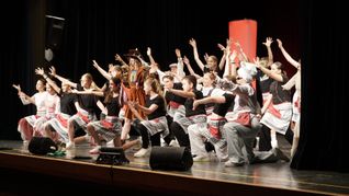 Auch Massenchoreografien gab es beim Schneewittchen-Musical.