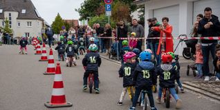 Bis einschließlich Samstag können Kinder für die fünften Stadtmeisterschaften im Laufradfahren angemeldet werden. Bis einschließlich Samstag können Kinder für die fünften Stadtmeisterschaften im Laufradfahren angemeldet werden. Bis einschließlich Samstag können Kinder für die fünften Stadtmeisterschaften im Laufradfahren angemeldet werden. $$$Bild: Nüßle
