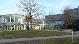 Die Gebäude der IBM-Hauptverwaltung in Ehningen wurden 2021 von  der RG Real Estade GmbH & Co. KG erworben. An ihrer Stelle soll der Technologie- und Wohnpark Quantum Gardens entstehen.