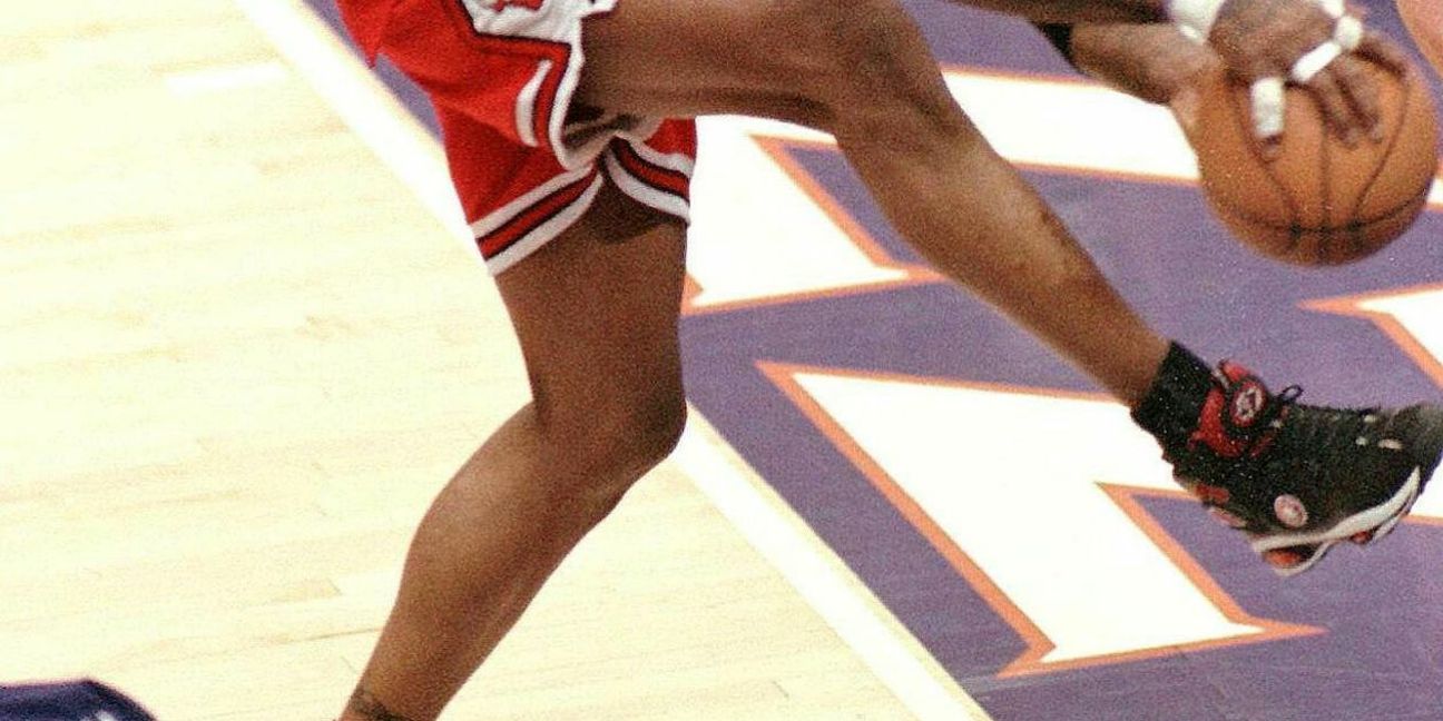 Unvergessen sind seine Auftritte auf dem Platz. Kein US-Basketballer war so schrill wir Dennis Rodman. Foto: AFP
