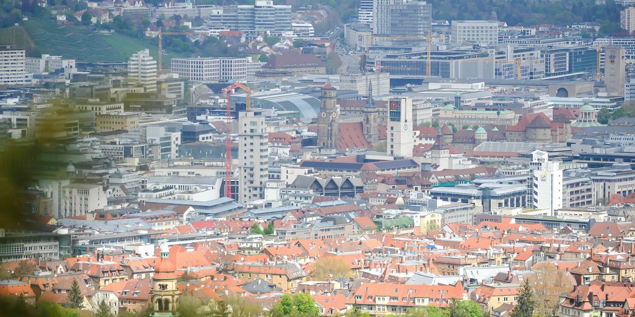 Die Verdienstmöglichkeiten in Großstädten und kleinen Gemeinden unterscheiden sich nur zum Teil. Dieses Foto zeigt die Stuttgarter Innenstadt.