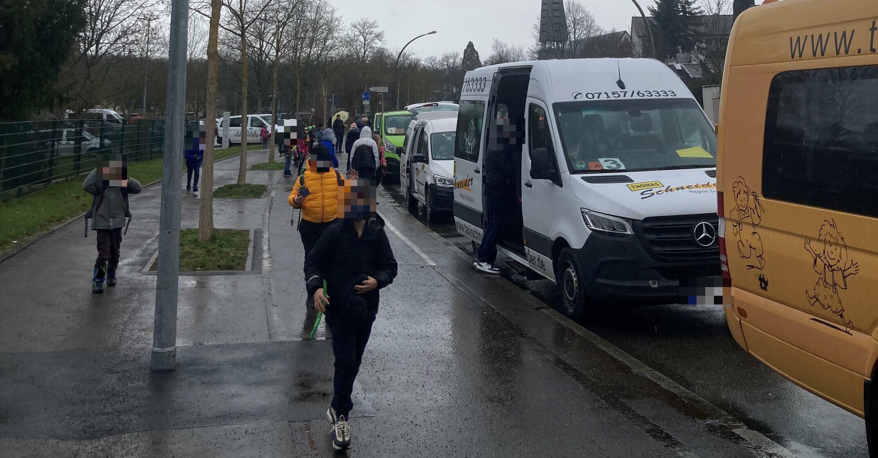 SZ/BZ-Lesertelefon - Sindelfingen: "In Der Hohenzollernstraße Herrscht ...