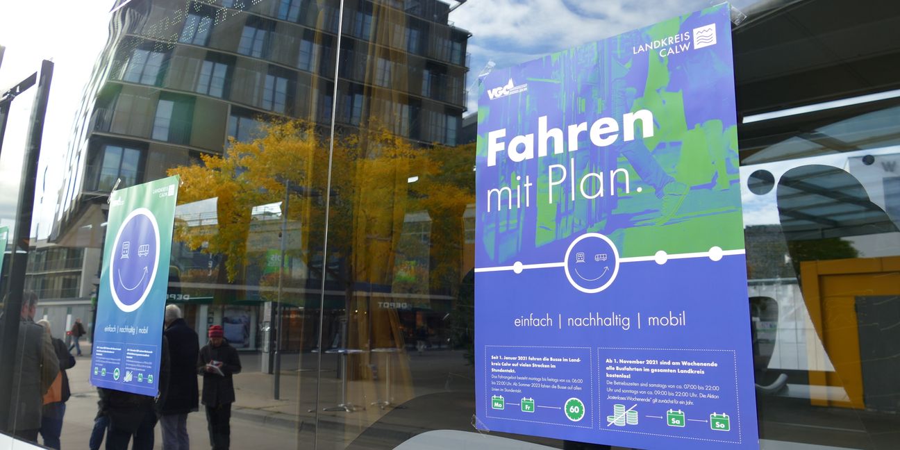 „Fahren mit Plan“ – so lautet der Titel der neuen ÖPNV-Kampagne im Kreis Calw.    Bild: Landratsamt Calw