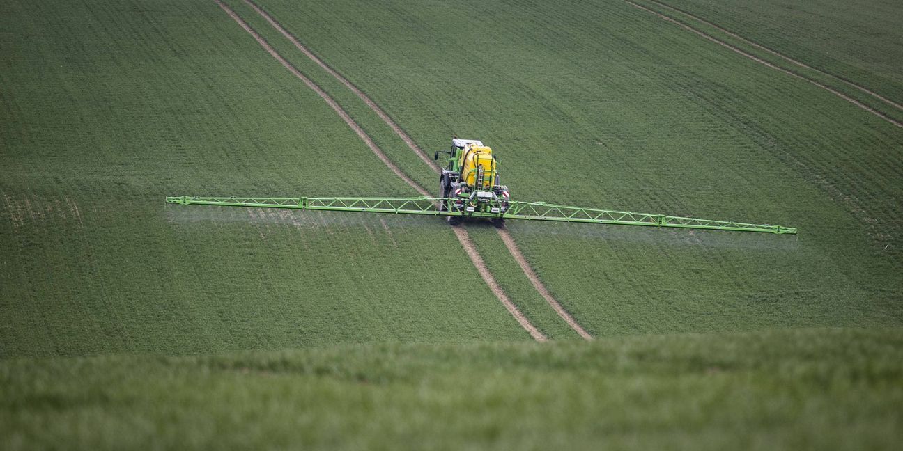 Längst keine Idylle mehr: moderne Landwirtschaft steht im globalen Preiskampf.       Foto: imago//Florian Gaertner